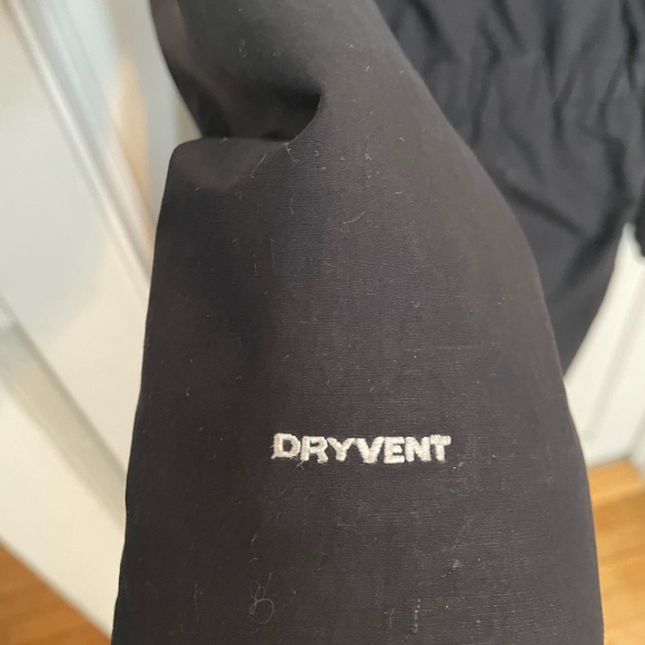 The North Face Women’s Arctic Parka BLACK - Picture 9 of 9